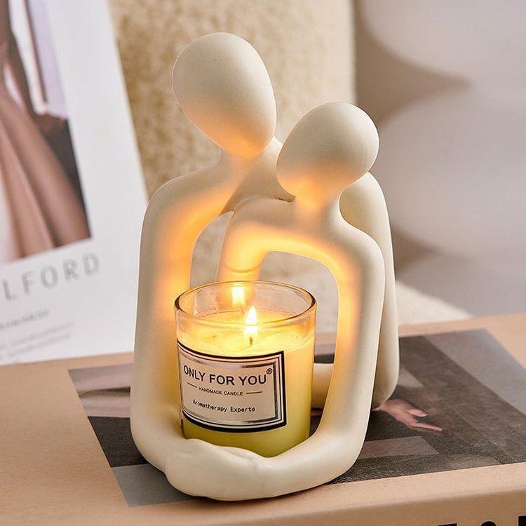 Heartwarming Loving Couple Resin Statue - Modern Home Decor for Bookshelves & Desks, Perfect Valentine's Day Gift snake - label