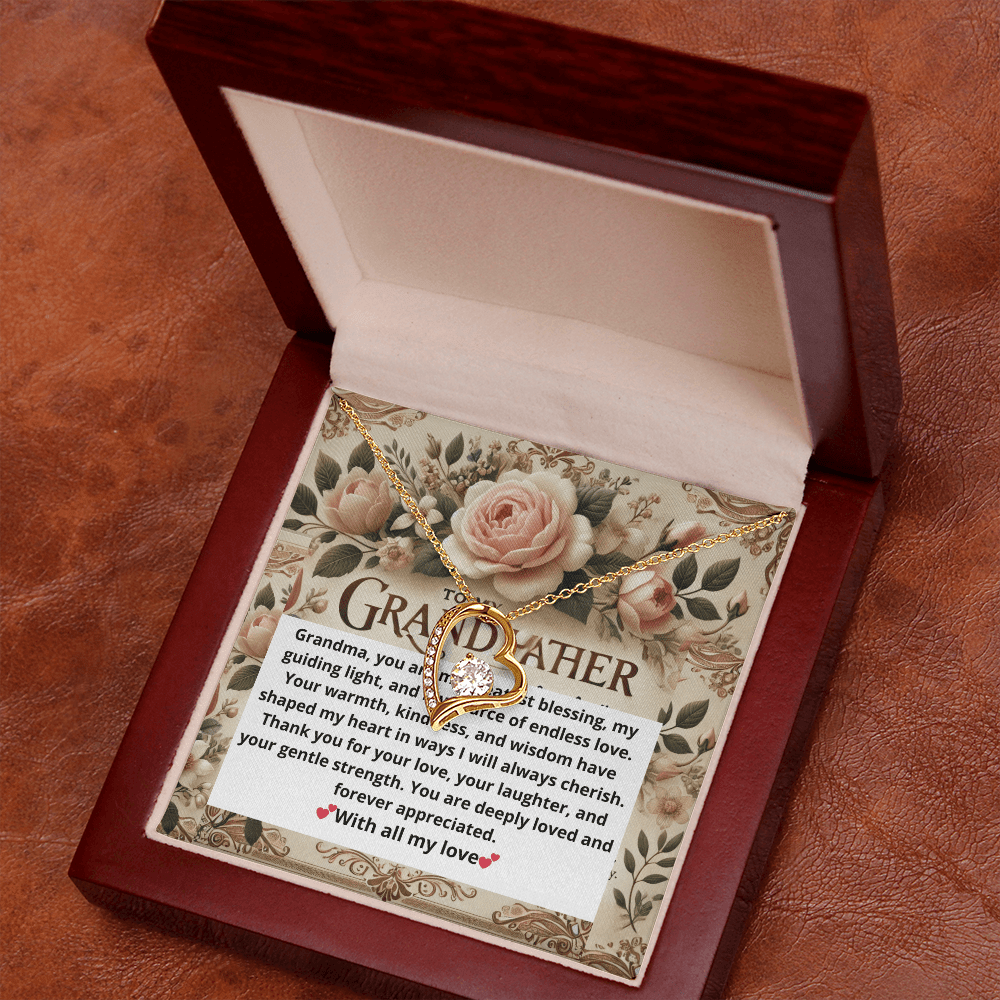 Forever Love Necklace – A Heartfelt Gift for Grandmothers snake - label