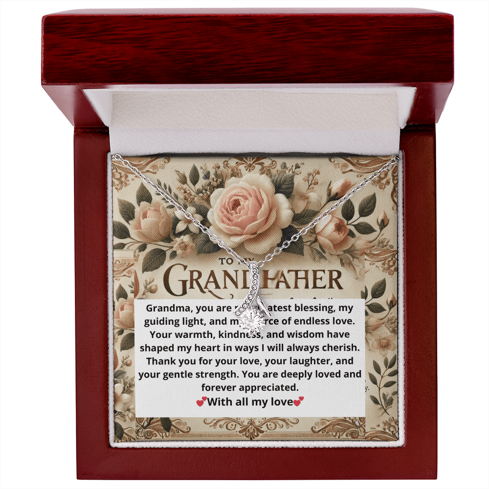 Alluring Beauty Necklace – A Heartfelt Gift for Grandmothers snake - label