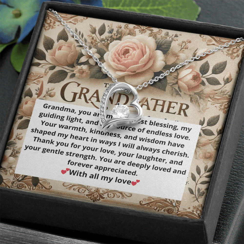 Forever Love Necklace – A Heartfelt Gift for Grandmothers snake - label