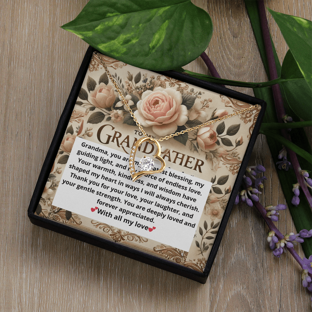 Forever Love Necklace – A Heartfelt Gift for Grandmothers snake - label