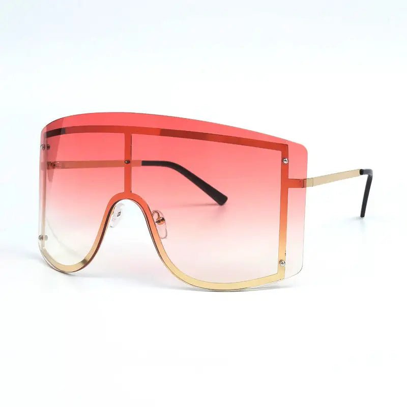 Cristina Sunglasses for Stylish UV Protection with Trendy Design snake - label