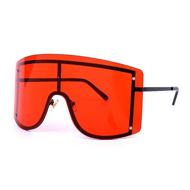 Cristina Sunglasses for Stylish UV Protection with Trendy Design snake - label