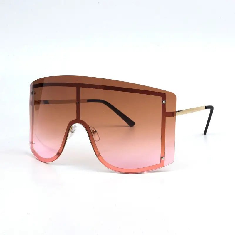 Cristina Sunglasses for Stylish UV Protection with Trendy Design snake - label