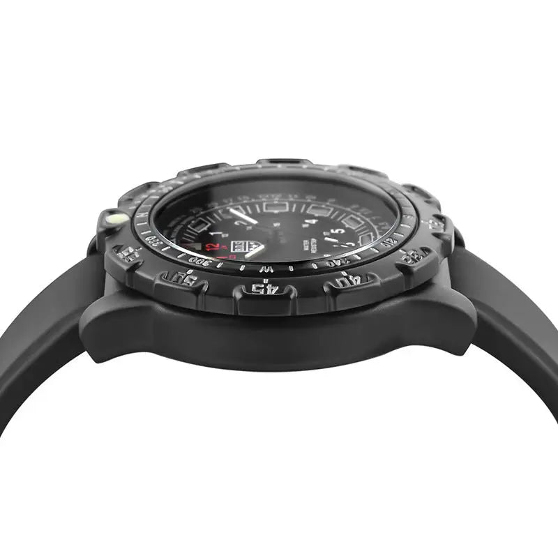 Men Military Watches: Stylish Quartz Alloy SportClasp - 50m Water Resistant snake - label