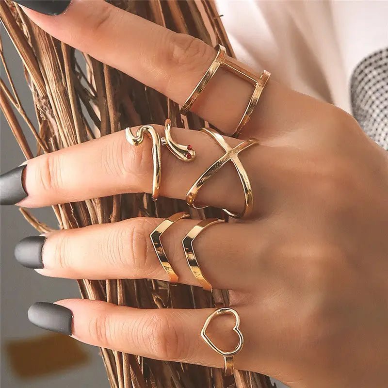 Snake - shaped Diamond Ring Set of 5 Stacked Rings with Alloy Construction snake - label