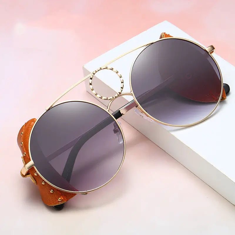 UV400 Sunglasses for Trendy European & American Models - Metal Frame, UV Protection snake - label