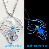 Halloween Glow-in-the-Dark Spider Necklace - Creative Luminous Jewelry with Fluorescent Vintage Design for Men & Women, Perfect Party Gift