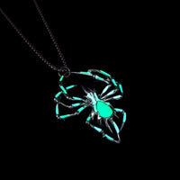 Halloween Glow-in-the-Dark Spider Necklace - Creative Luminous Jewelry with Fluorescent Vintage Design for Men & Women, Perfect Party Gift