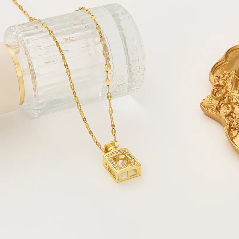 Luxury Perfume Bottle Necklace snake - label