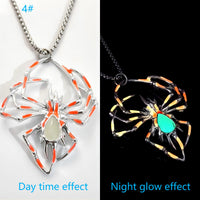 Halloween Glow-in-the-Dark Spider Necklace - Creative Luminous Jewelry with Fluorescent Vintage Design for Men & Women, Perfect Party Gift