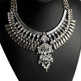 Alloy Diamond Necklace with Flower Design & Diamond Sparkle - snake - label