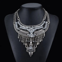 Alloy Diamond Necklace with Flower Design & Diamond Sparkle - snake - label