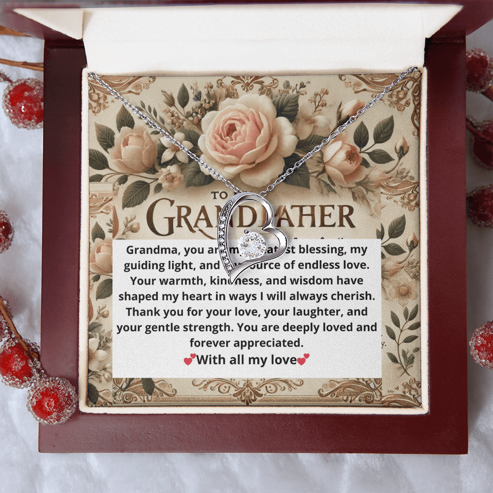 Forever Love Necklace – A Heartfelt Gift for Grandmothers snake - label