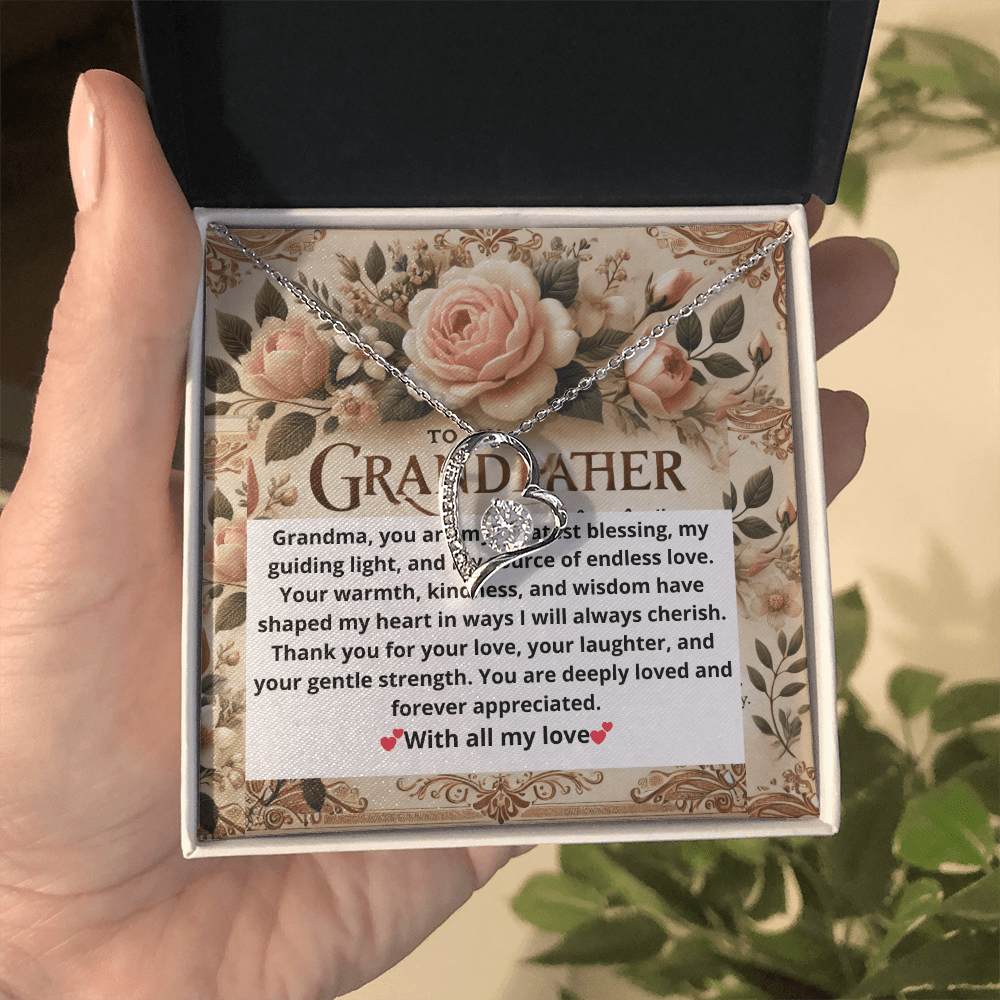 Forever Love Necklace – A Heartfelt Gift for Grandmothers snake - label