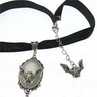 Bat Necklace Fashionable in High - Quality Alloy | Animal Modeling Uni - Pendant Design - snake - label