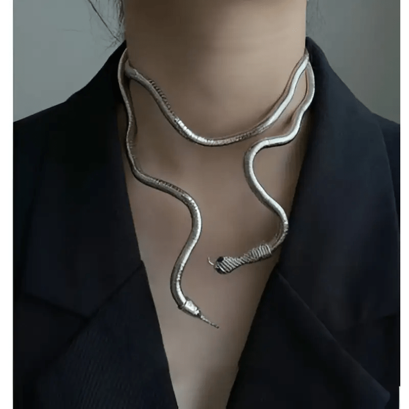 Classy Collar Alloy Necklace with 6mm*900mm Chain & Eye - Catching Designs snake - label