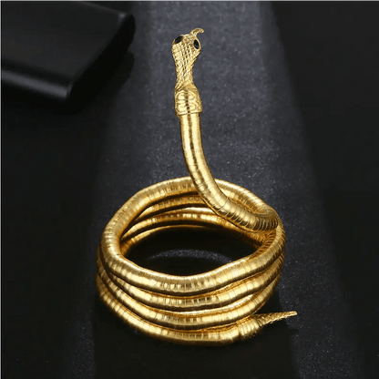 Classy Collar Alloy Necklace with 6mm*900mm Chain & Eye - Catching Designs snake - label