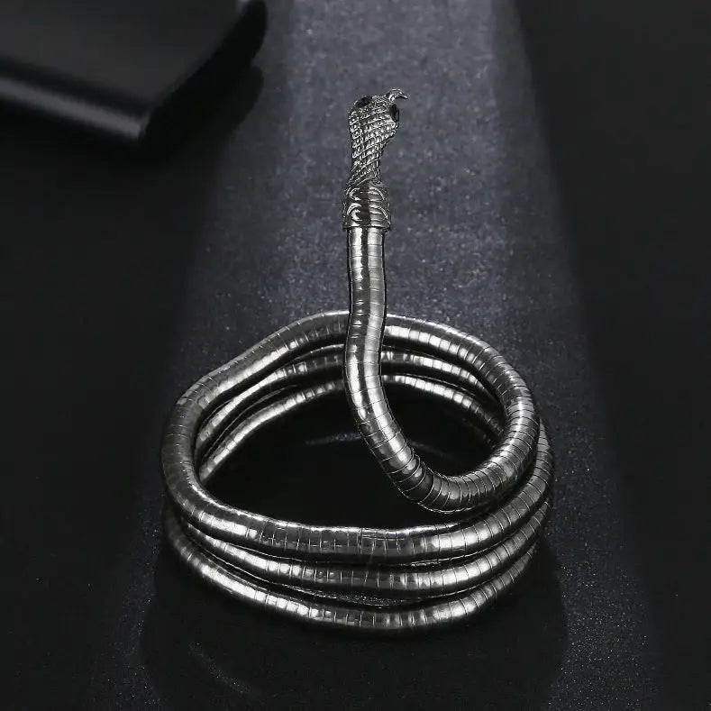 Classy Collar Alloy Necklace with 6mm*900mm Chain & Eye - Catching Designs snake - label