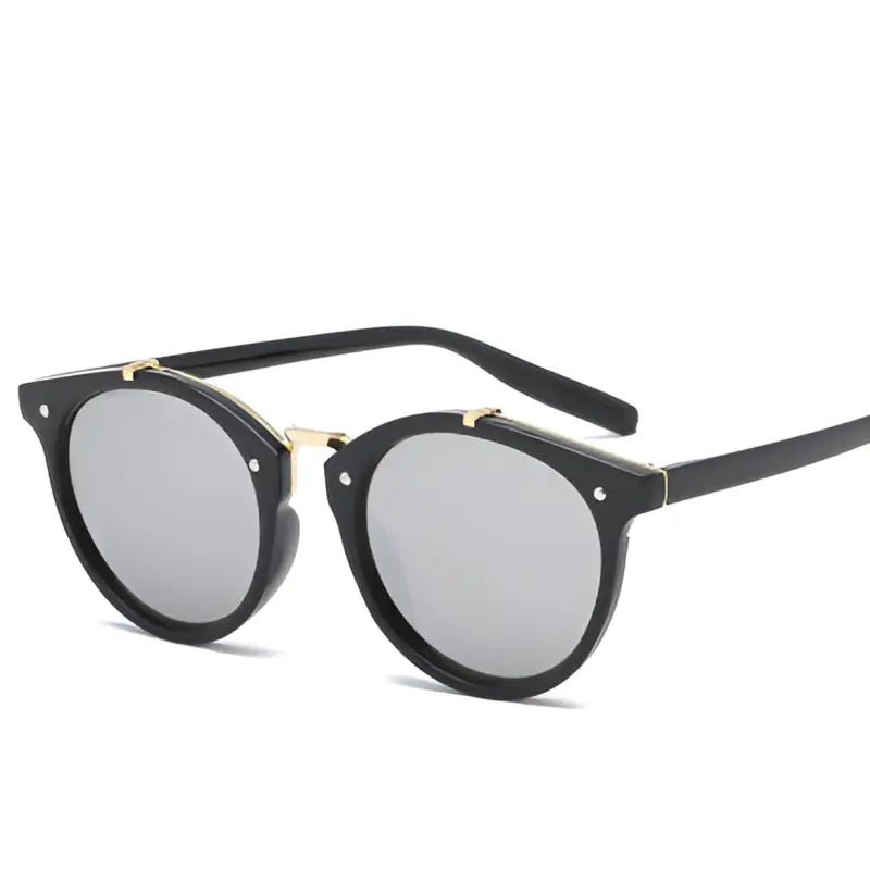 Cordelia UV400 Protected Lightweight Sunglasses with Adjustable Frame snake - label