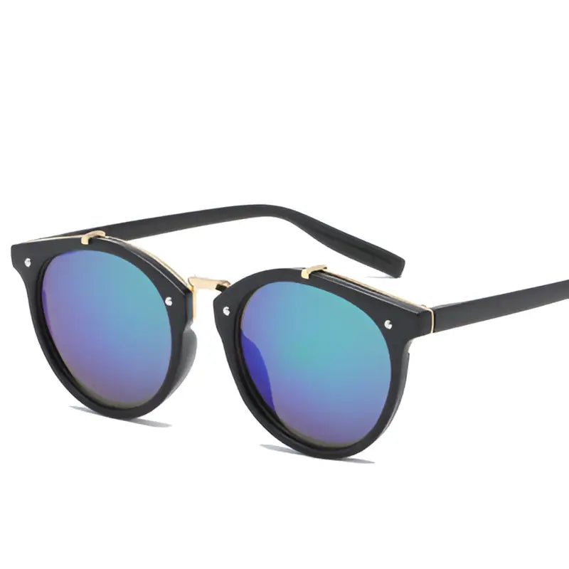 Cordelia UV400 Protected Lightweight Sunglasses with Adjustable Frame snake - label