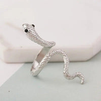 Exaggerated Personality Snake Ring with Crown Detail - Vintage Style Alloy Jewelry for Women snake - label