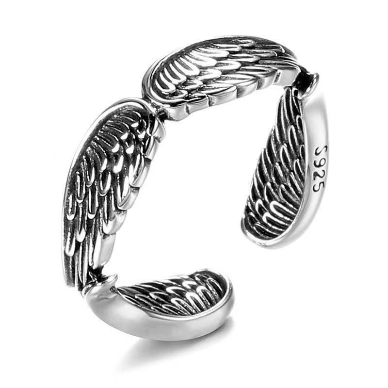 Angel Wings Love Couple Silver Ring - Elegant Plain Design for Romantic Gifts snake - label