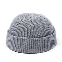 Knitted Hats for Women: Stylish Beret Style in 7 Colors snake - label