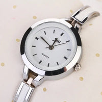 Ladies Bracelet Quartz Watch - Fashionable 22mm Digital Timepiece snake - label