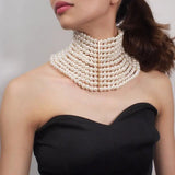 Pearl Sexy Short Necklace with Hexin Pearl Design for Elegance snake - label