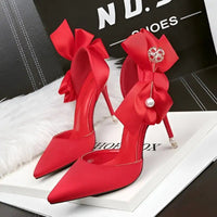 Pointed High Heels with Trendy Bow Detail | Sophisticated Design, High - Quality Materials & Multiple Colors snake - label