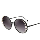 Round Frame Pearl Sunglasses with UV400 Protection and Metal Frame snake - label