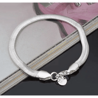 Snake Bracelet Silver: Elegant 20cm Silver Bracelet - Sleek Design snake - label