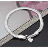 Snake Bracelet Silver: Elegant 20cm Silver Bracelet - Sleek Design snake - label