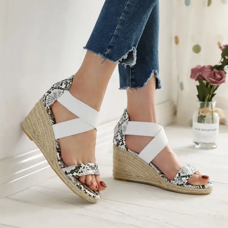 Snake Cross Lace Women's Shoes - Stylish Leopard Patterned Sneakers with Cross Straps snake - label