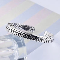 Snake Pattern Bracelet - Wave - Style Design, Adjustable Fit, Eco - Friendly Materials snake - label