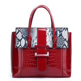 Snake Pattern Women's Shoulder Bag with Snake Design - Stylish 30x26x12cm Kelly Bag snake - label