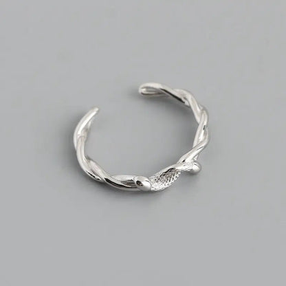 Snake Twisted Rope Ring with Exotic Live Species Design snake - label