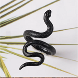 Spirit Snake Ring in Black Zinc Alloy Retro Style - Mystique & Elegance - snake - label