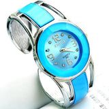 Stylish Ladies Bracelet Watch with Quartz Movement & Trendy Colors snake - label