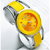 Stylish Ladies Bracelet Watch with Quartz Movement & Trendy Colors snake - label