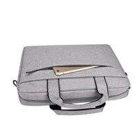 Stylish Matte Laptop Bag with Organized Compartments & Durable Oxford Finish snake - label