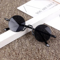 Trendy Summer Personality Sunglasses - 6 Stylish Lens Colors snake - label